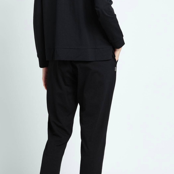 Freddy Sweatsuit - Picture 3 of 4